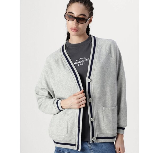 GAP Vintage-Look Soft Oversized Varsity Cardigan, Button Down, Women's Size XL - Picture 1 of 11